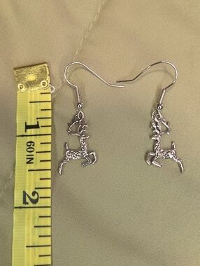 Silver Tone Reindeer Dangle Earrings Christmas